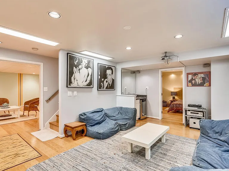 1755 Glastonberry Rd — Photo 40