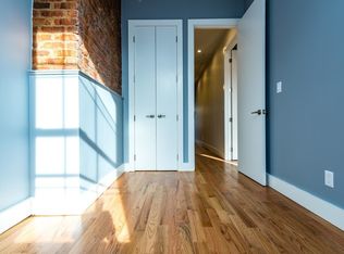 22 Catherine St #2NDL, New York, NY 10038