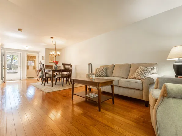 14 Kimball Place, Claremont, NH 03743