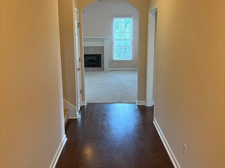 116 Jameson Pl — Photo 3