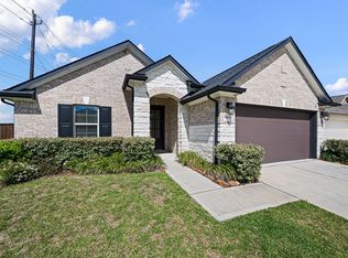 8903 Brazos Dr, Baytown, TX 77521