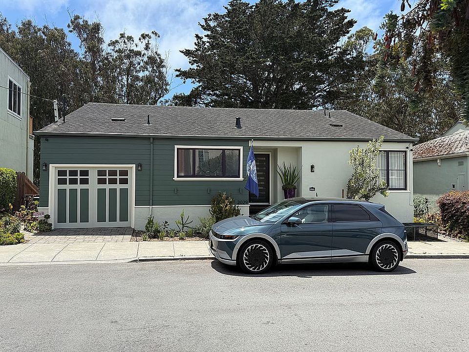 1st image of 2029 Wawona St
