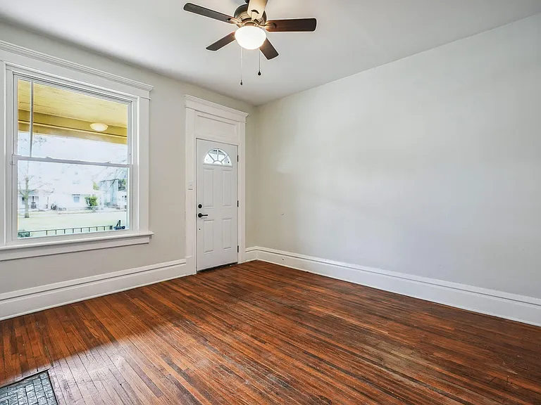 189 W Park Ave #189 — Photo 7