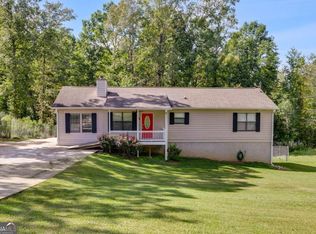 7646 Leven Dr, Winston, GA 30187