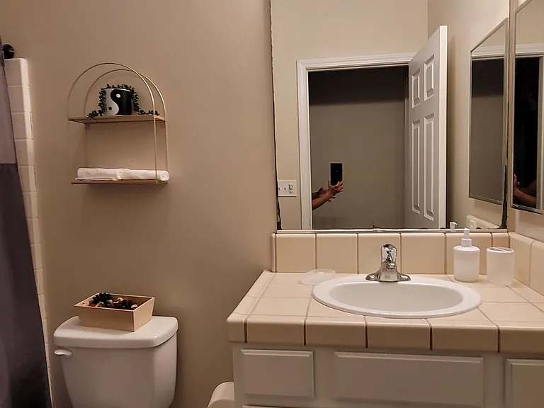 4426 Alta Verde Dr — Photo 2
