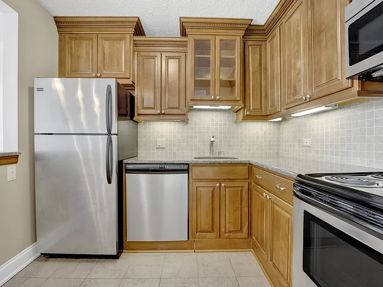 10 E Ontario St #3412 — Photo 8