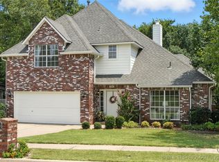 917 S Umbrella Cir, Broken Arrow, OK 74012
