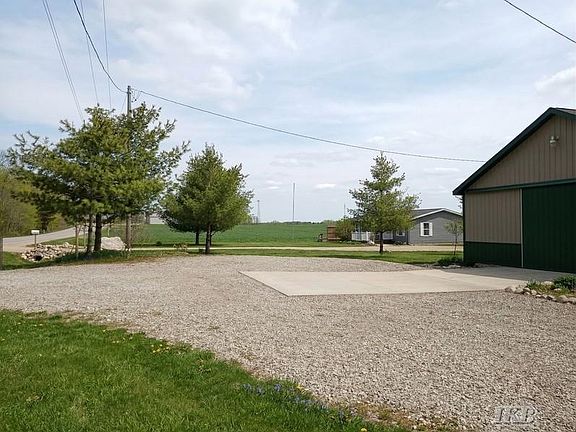 4th image of 2735 Sugar River Rd