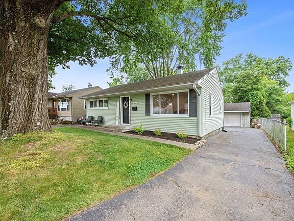 2nd image of 3984 Mantell Ave