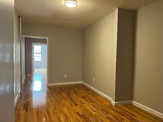 3rd image of 291 Pleasant Ave APT 2C
