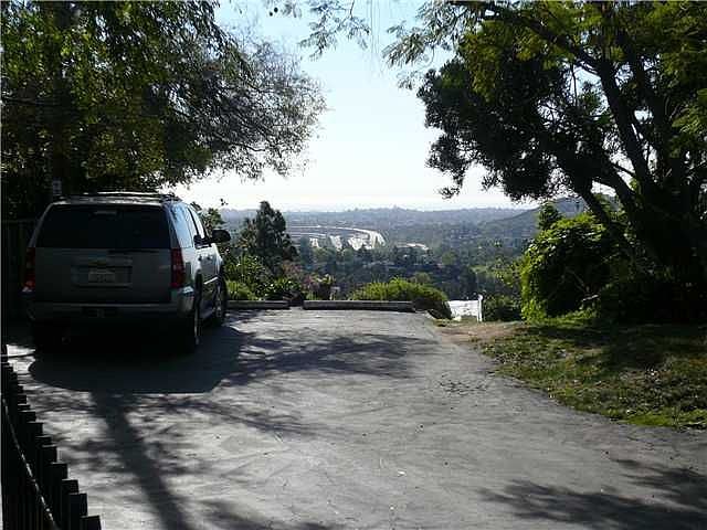 1st image of 9565 Alto Dr
