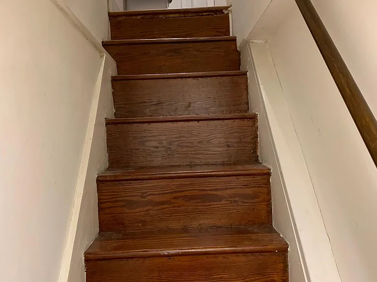 2041 Spring Garden St #1R — Photo 19
