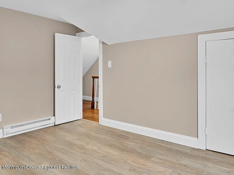 907 Bond St #2 — Photo 18