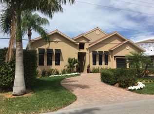 1940 Tarpon Rd, Naples, FL 34102