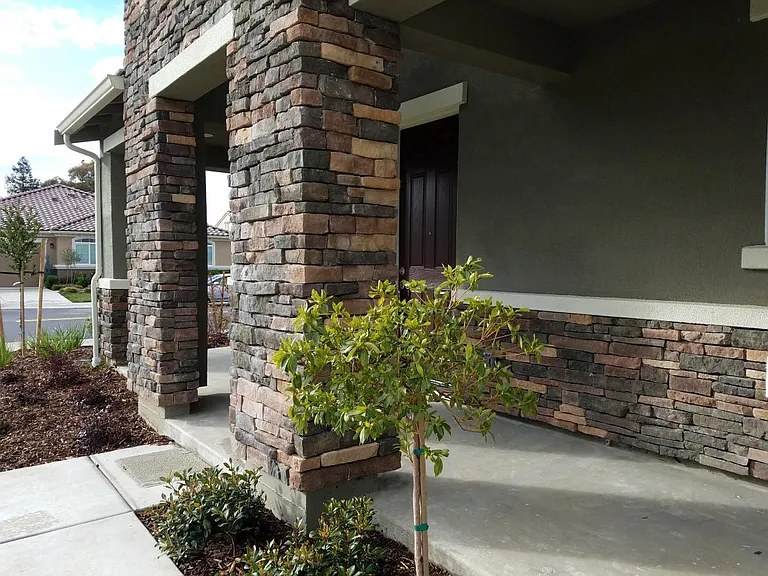 Exterior Entry