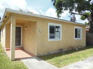 3282 NW 50th St, Miami, FL 33142
