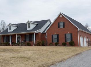 1800 Tippett Rd, Manitou, KY 42436