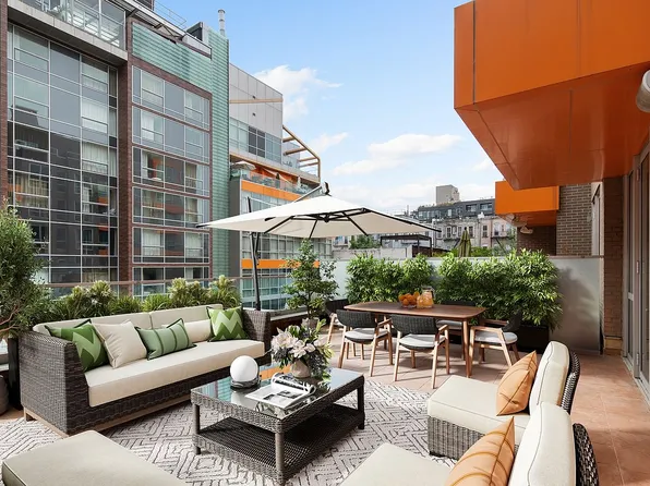 135 N 11th St APT 2J, Brooklyn, NY 11249