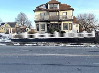 521 Liberty St, Springfield, MA 01104