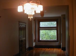 2027 W Huron St APT 1, Chicago, IL 60612