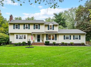7 Windsor Dr, Freehold, NJ 07728