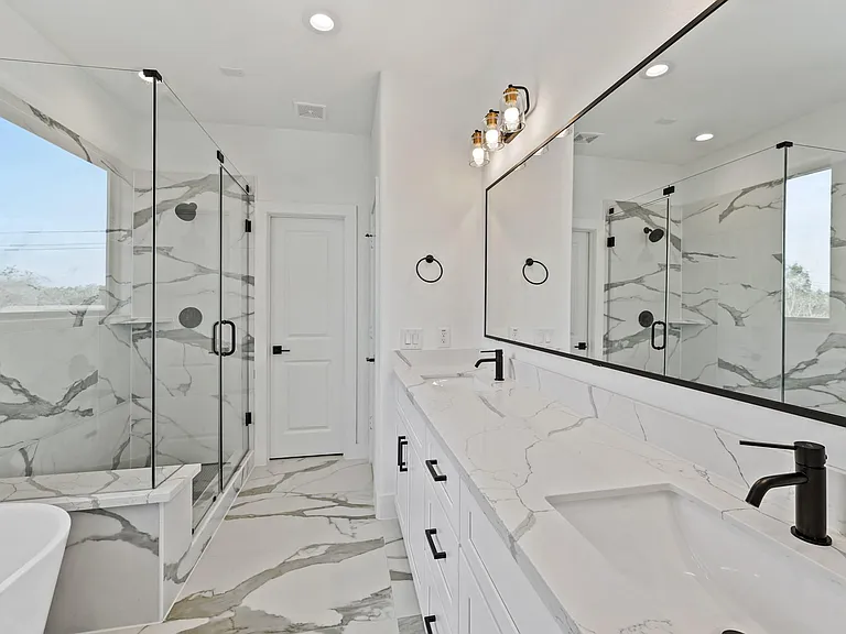 1108 Brooks St — Photo 15