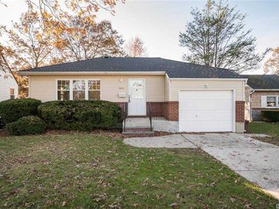 1616 Park Ave, Merrick, NY, 11566