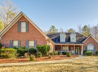 530 Morgan Ct, Hampton, GA 30228