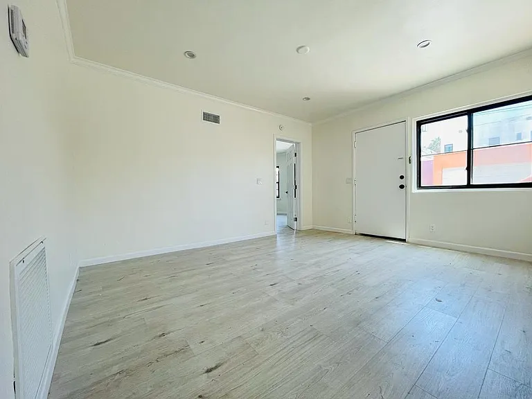 326 N Ogden Dr #1/2 — Photo 16