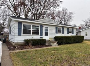 805 Hartner Dr, Holly, MI 48442