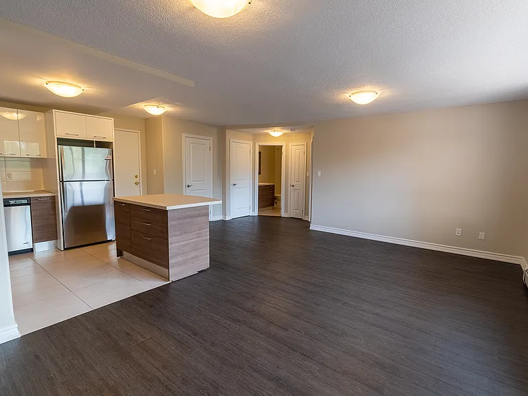 375 Scott St — Photo 17