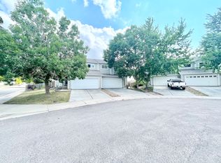 8025 S Kalispell Way, Englewood, CO 80112