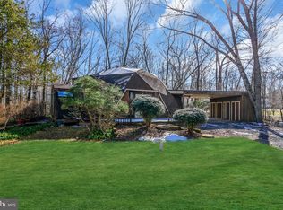 145 Woods Rd, East Windsor, NJ 08520