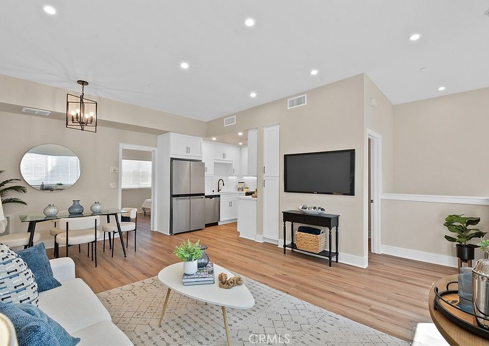 1st image of 18080 Prairie Ave #101