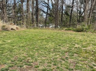 99999 W Chapel Rd, Asheville, NC 28803