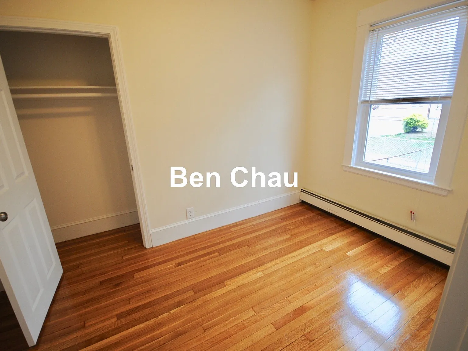 15 Taylor — Photo 4