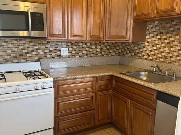 11843 Dorothy St APT 5, Los Angeles, CA 90049