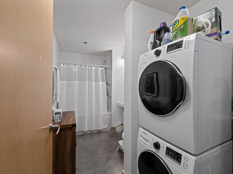 720 N 4th St #203 — Photo 12