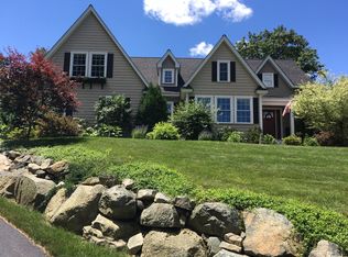 8 Terrys Way, Exeter, NH 03833