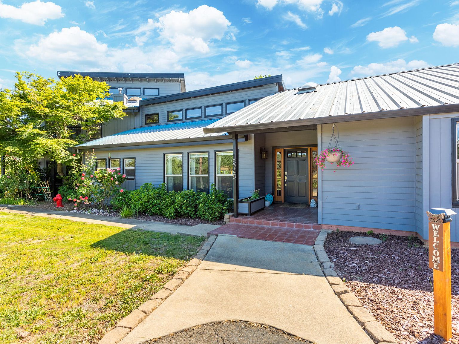 15945 Frontiersman Dr, Redding, CA 96001 Zillow