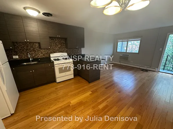 8506 Waukegan Rd, Morton Grove, IL