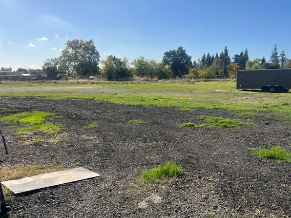 1-7033 34th St, North Highlands, CA 95660