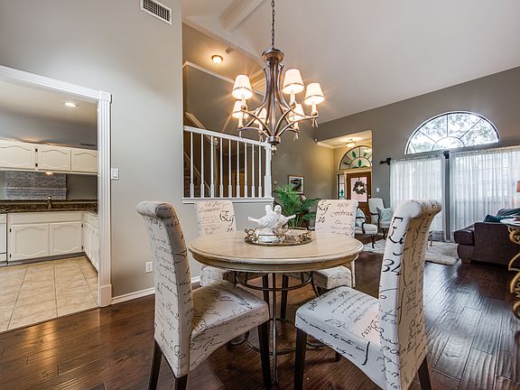 2nd image of 2514 Inwood View Dr