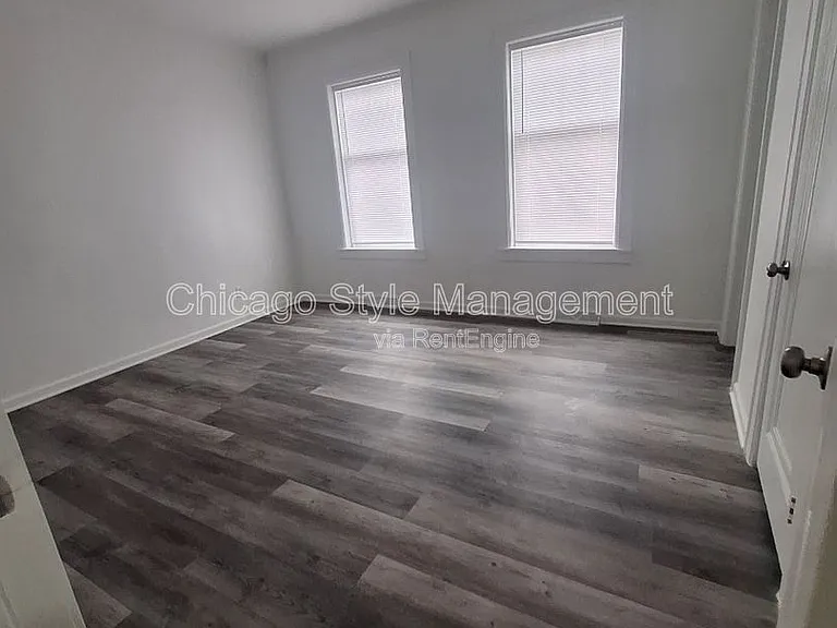 320 W 16th St #1 — Photo 1