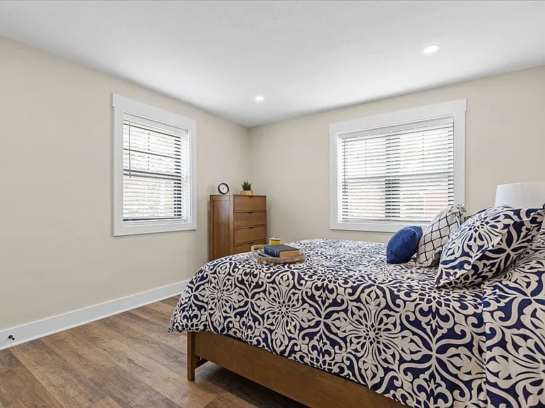 214 McCully St — Photo 18