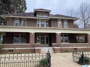 615 Grant St SE, Decatur, AL 35601