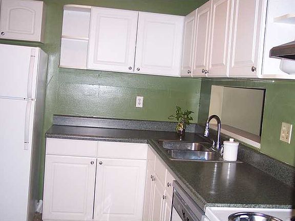3rd image of 8025 SW 107th Ave APT 323
