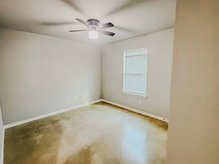 1459 Dryden Ave — Photo 10