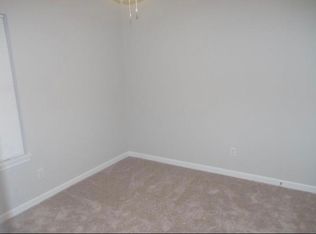 323 Dorchester Manor Blvd #B, North Charleston, SC 29420