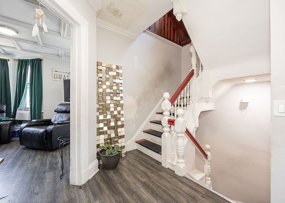 1st image of 81 Chestnut St #2